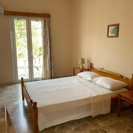Andreas Apartman *